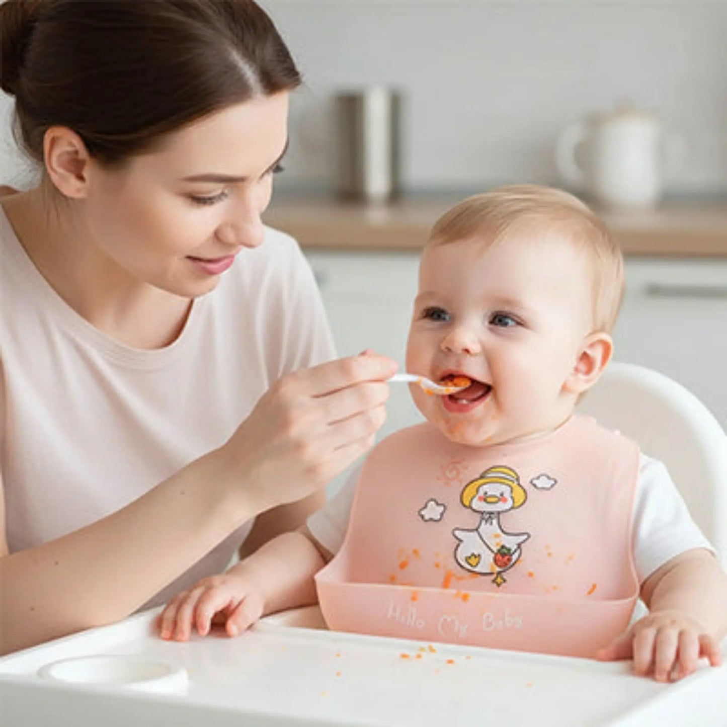 Bavoir silicone BabyLunea Livia – repas propres, poche récupératrice et entretien facile 
